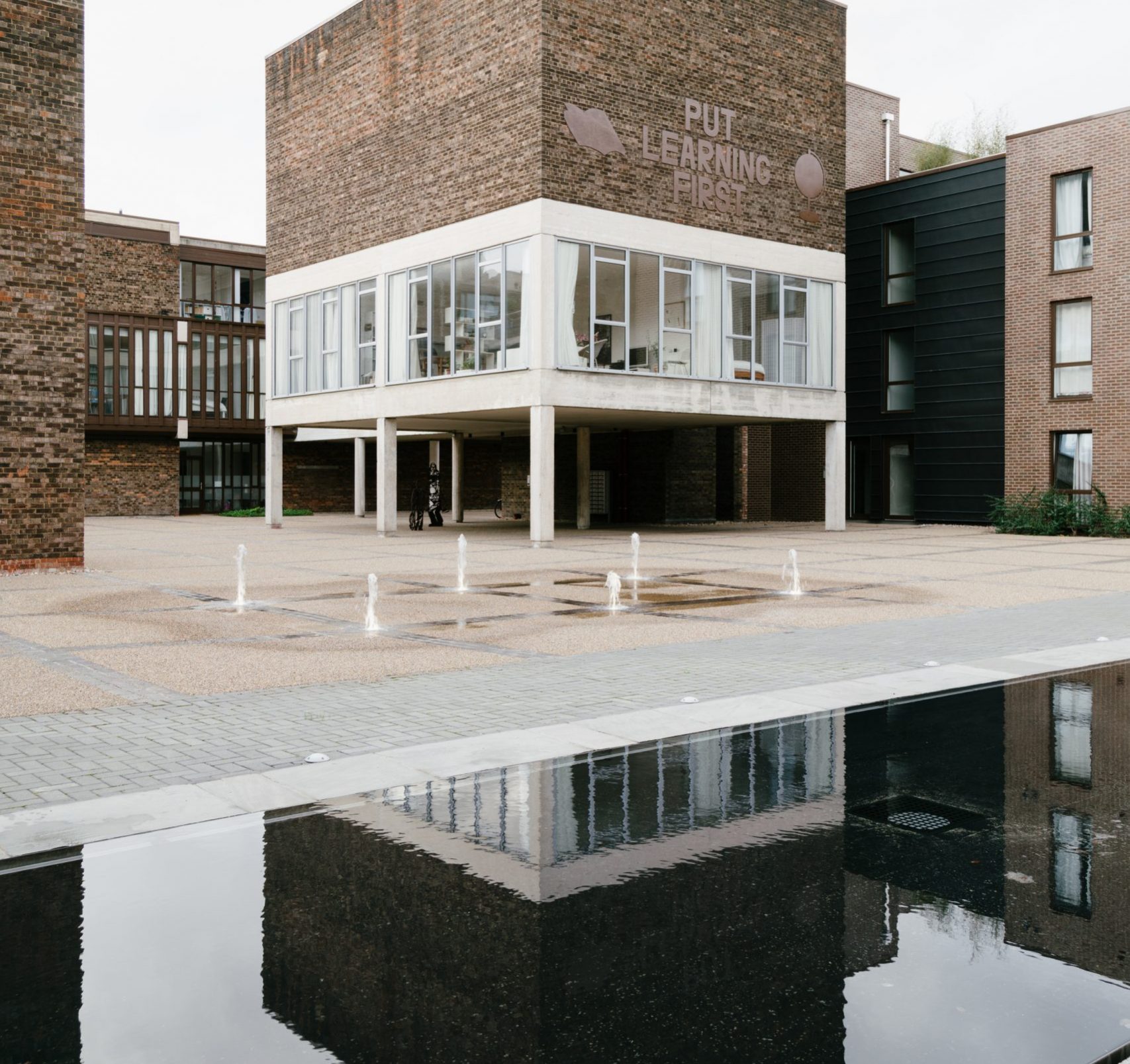 Conran and Partners_Baylis Old School_Richard John Seymour (3)