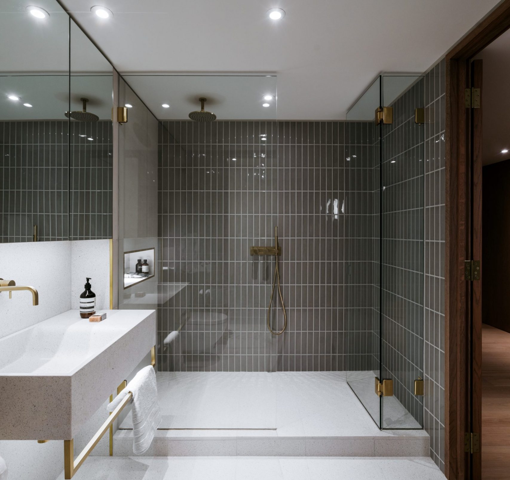 Conran and Partners_Blake Tower_ Marketing Suite_ Richard John Seymour_(29)