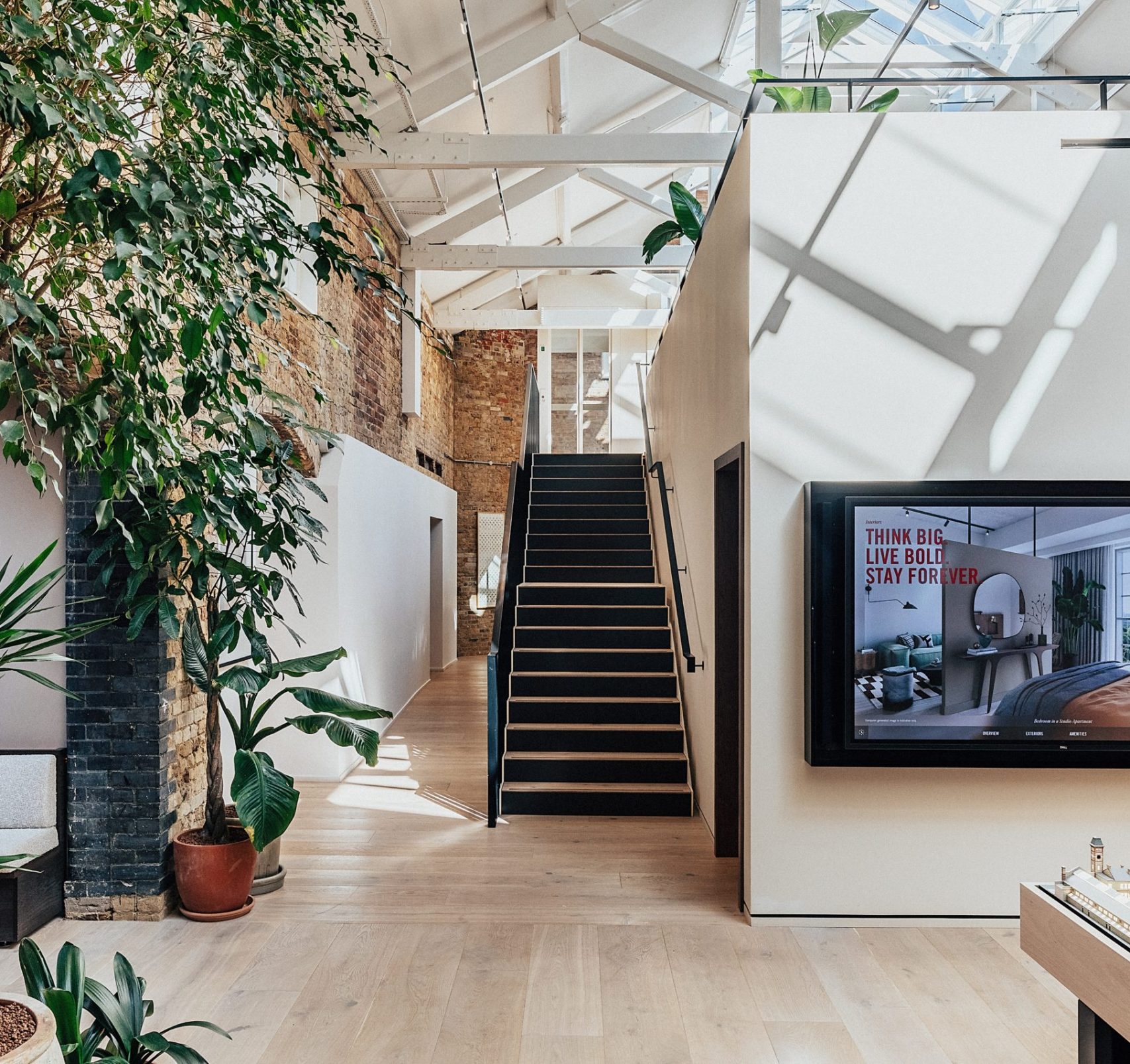 Conran and Partners_Dock Office Marketing Suite (4)