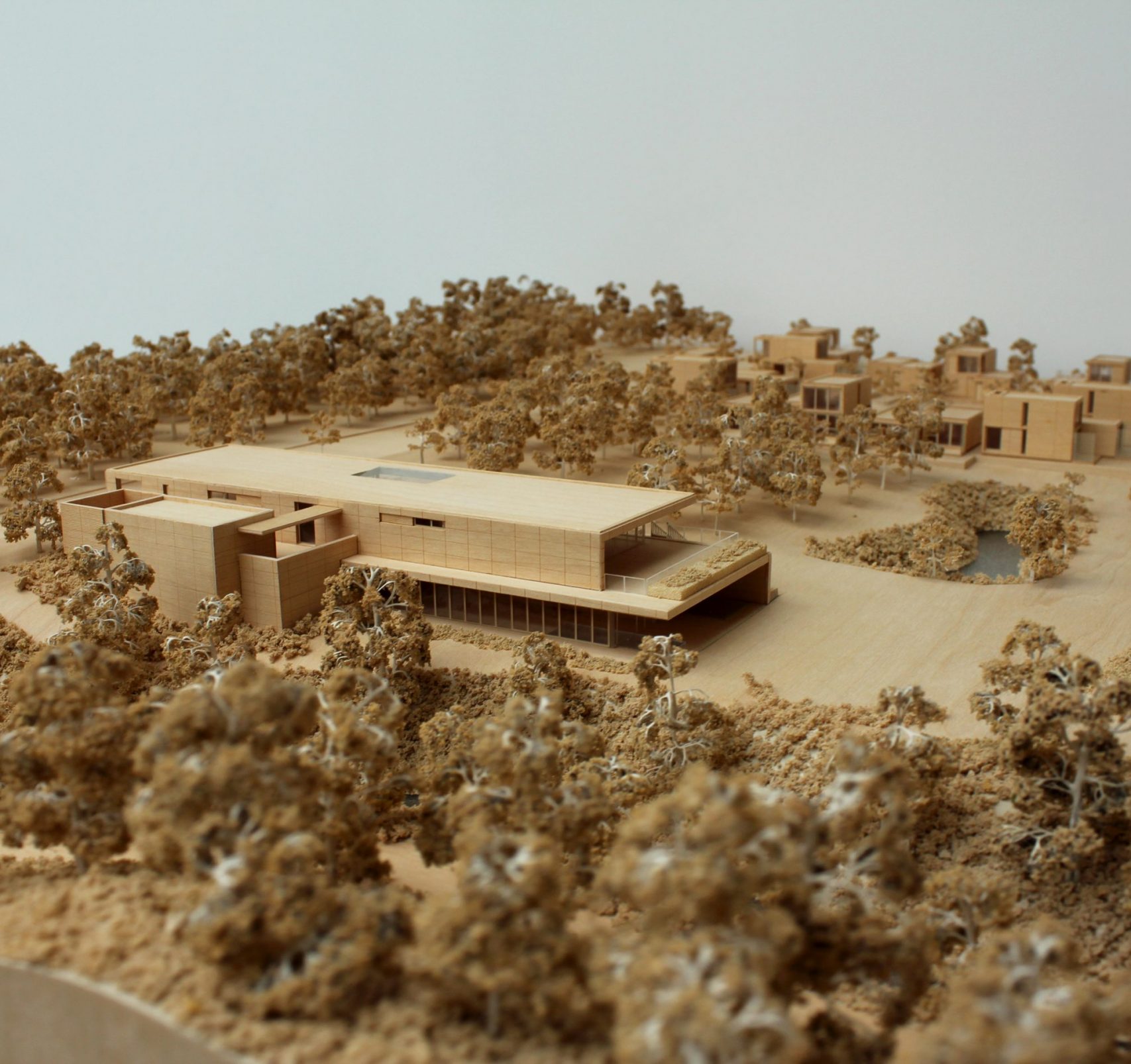 Conran and Partners_Niki Club_Models (7)