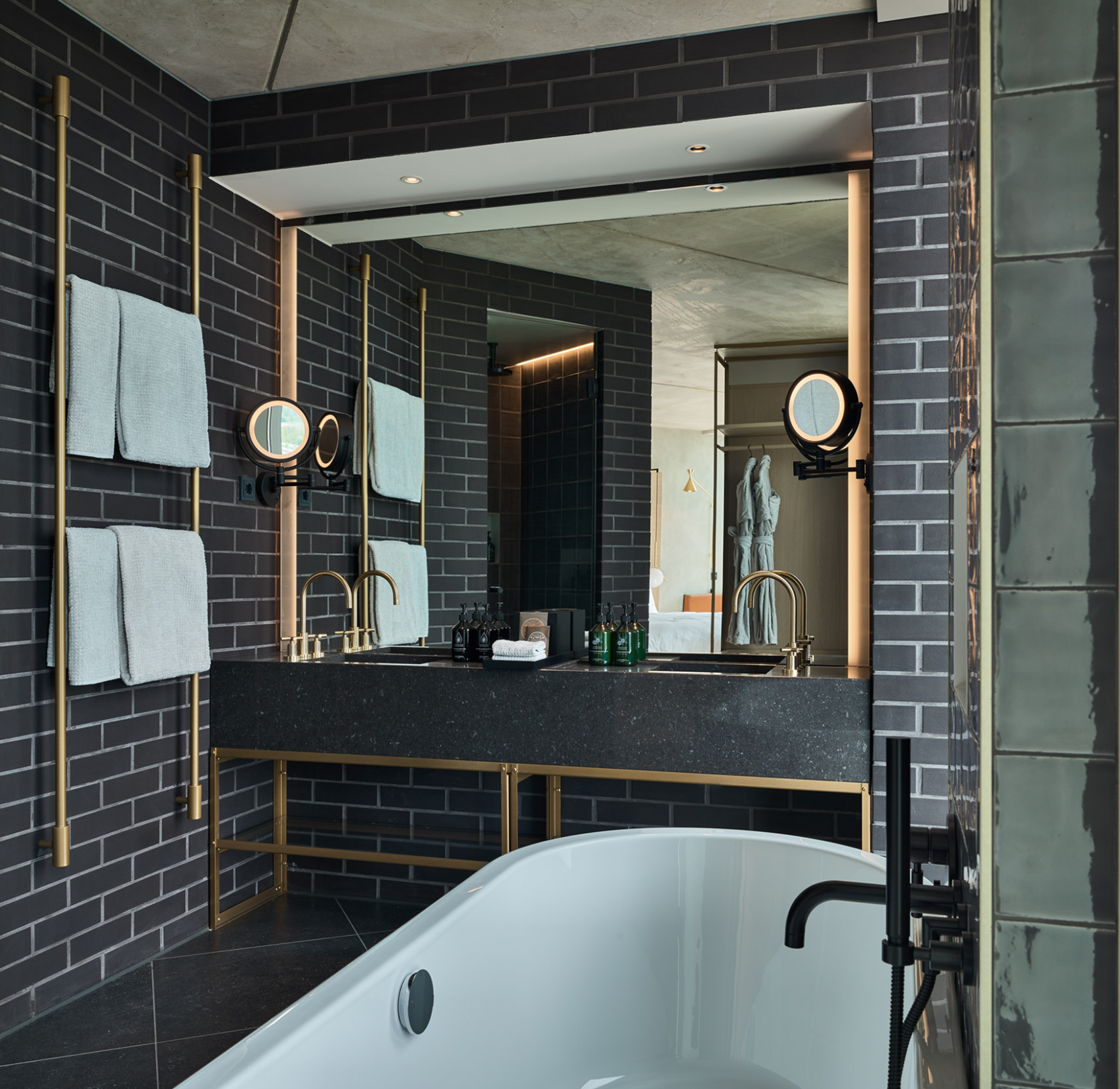QO Bathroom_Resized
